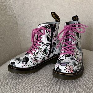 Dr. Martens 1460 Pascal J Floral Combat Boots - Pink/  White Kids Sz 1 NWOT